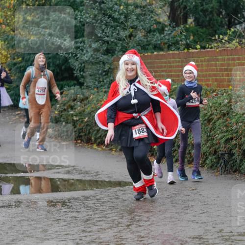 07.12.2025 - St. Pauli X-Mass-Run No. 15 Michael Burmester http://msf.ph/oto/9413601 07.12.2025 11:45:59 Laufen 1292, 4271, 425, 1883, 259 meine-sportfotos.de