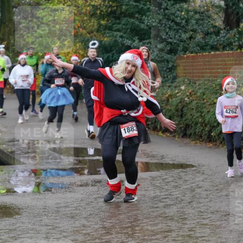 07.12.2025 - St. Pauli X-Mass-Run No. 15 Michael Burmester http://msf.ph/oto/9413610 07.12.2025 11:46:00 Laufen 4242, 06, 1883, 4262, 259 meine-sportfotos.de