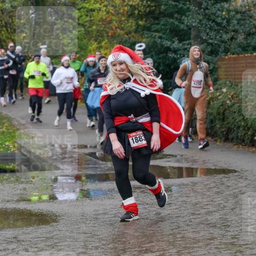 07.12.2025 - St. Pauli X-Mass-Run No. 15 Michael Burmester http://msf.ph/oto/9413618 07.12.2025 11:46:00 Laufen 1883, 4251, 4262, 25 meine-sportfotos.de