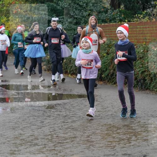 07.12.2025 - St. Pauli X-Mass-Run No. 15 Michael Burmester http://msf.ph/oto/9413630 07.12.2025 11:46:01 Laufen 292, 4271, 258, 62 meine-sportfotos.de