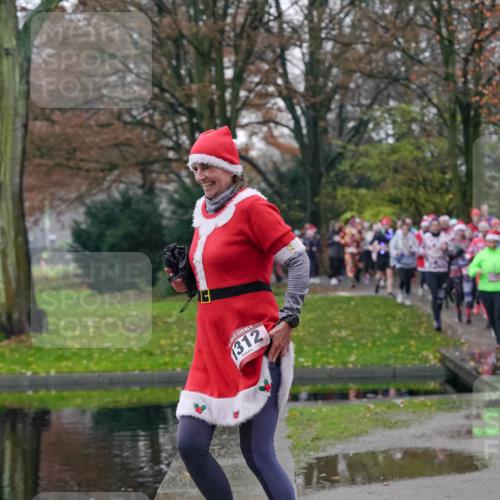 07.12.2025 - St. Pauli X-Mass-Run No. 15 Michael Burmester http://msf.ph/oto/9413637 07.12.2025 10:03:51 Laufen 15, 312 meine-sportfotos.de