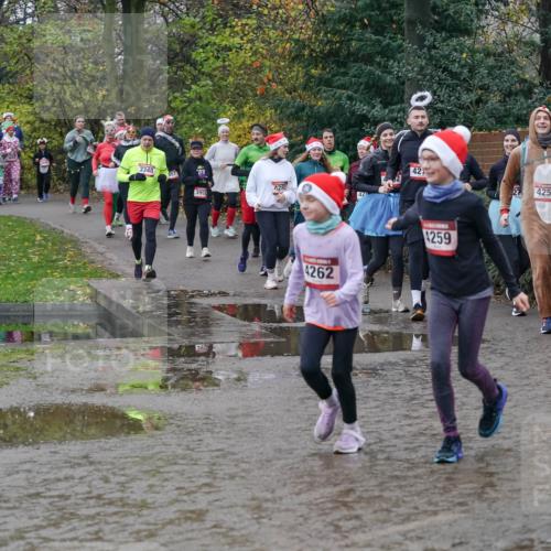 07.12.2025 - St. Pauli X-Mass-Run No. 15 Michael Burmester http://msf.ph/oto/9413644 07.12.2025 11:46:02 Laufen 3348, 3955, 4, 282, 06, 42, 27, 4262, 4259, 4258 meine-sportfotos.de