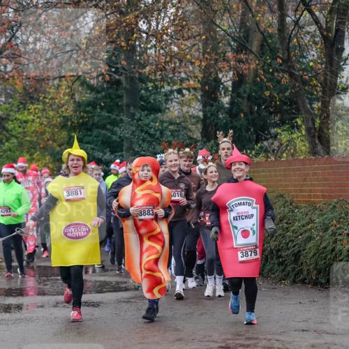 07.12.2025 - St. Pauli X-Mass-Run No. 15 Michael Burmester http://msf.ph/oto/9413673 07.12.2025 10:03:55 Laufen 4293, 511, 3881, 3883, 010, 3879 meine-sportfotos.de