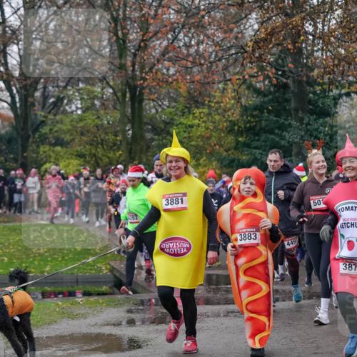 07.12.2025 - St. Pauli X-Mass-Run No. 15 Michael Burmester http://msf.ph/oto/9413686 07.12.2025 10:03:56 Laufen 4293, 3881, 3883, 87, 4497, 501, 387 meine-sportfotos.de