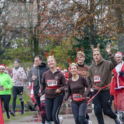 07.12.2025 - St. Pauli X-Mass-Run No. 15 Michael Burmester http://msf.ph/oto/9413709 07.12.2025 10:03:58 Laufen 293, 449, 15, 5010, 4469, 28, 4461 meine-sportfotos.de