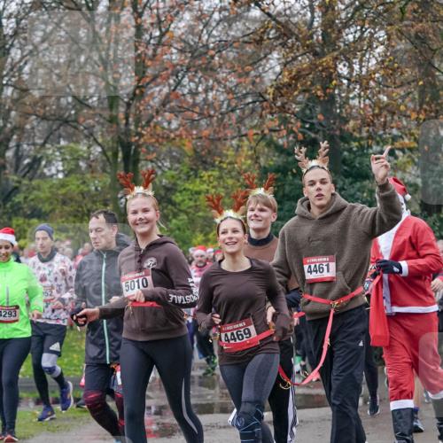 07.12.2025 - St. Pauli X-Mass-Run No. 15 Michael Burmester http://msf.ph/oto/9413715 07.12.2025 10:03:58 Laufen 4293, 52, 5010, 4469, 4461 meine-sportfotos.de