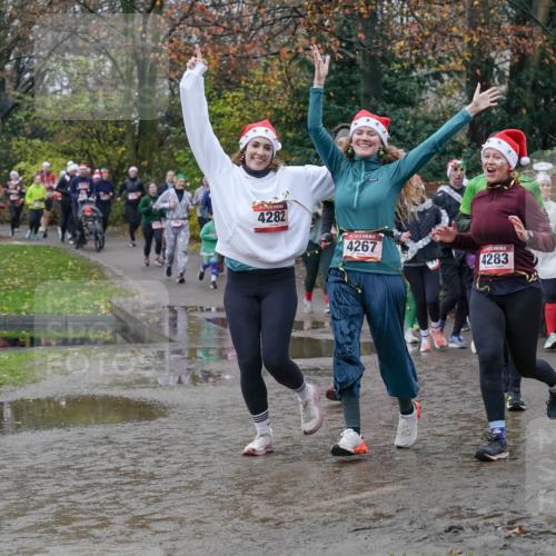 07.12.2025 - St. Pauli X-Mass-Run No. 15 Michael Burmester http://msf.ph/oto/9413719 07.12.2025 11:46:09 Laufen 4282, 15, 4267, 4283, 3538 meine-sportfotos.de