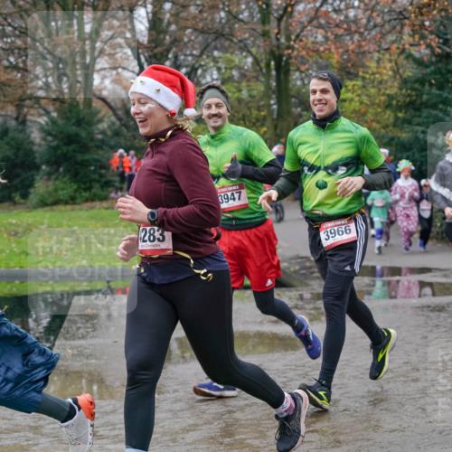 07.12.2025 - St. Pauli X-Mass-Run No. 15 Michael Burmester http://msf.ph/oto/9413746 07.12.2025 11:46:11 Laufen 283, 3947, 3966, 3955, 807 meine-sportfotos.de