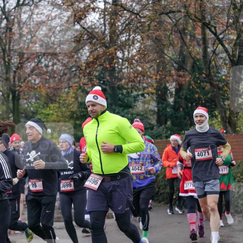 07.12.2025 - St. Pauli X-Mass-Run No. 15 Michael Burmester http://msf.ph/oto/9413784 07.12.2025 10:04:03 Laufen 09, 28, 3699, 4496, 4042, 4071, 3779, 1977 meine-sportfotos.de