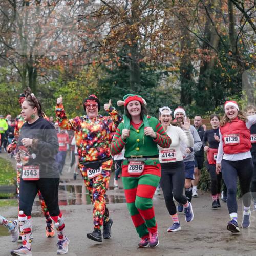 07.12.2025 - St. Pauli X-Mass-Run No. 15 Michael Burmester http://msf.ph/oto/9413841 07.12.2025 10:04:08 Laufen 4543, 3970, 2896, 4144, 4139, 122 meine-sportfotos.de