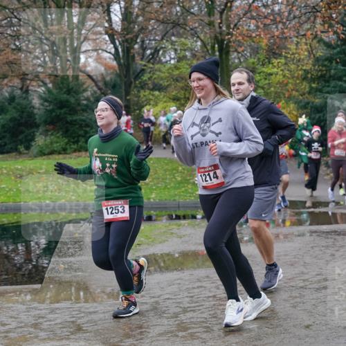 07.12.2025 - St. Pauli X-Mass-Run No. 15 Michael Burmester http://msf.ph/oto/9413860 07.12.2025 11:46:21 Laufen 15, 1253, 1214, 3972 meine-sportfotos.de