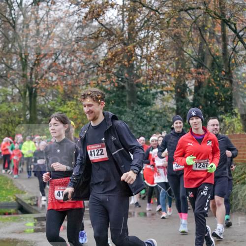 07.12.2025 - St. Pauli X-Mass-Run No. 15 Michael Burmester http://msf.ph/oto/9413880 07.12.2025 10:04:11 Laufen 41, 4122, 154, 40, 1247 meine-sportfotos.de