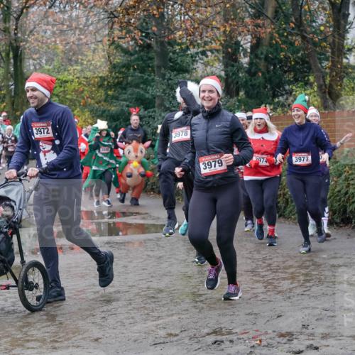07.12.2025 - St. Pauli X-Mass-Run No. 15 Michael Burmester http://msf.ph/oto/9413887 07.12.2025 11:46:24 Laufen 442, 3972, 3978, 5, 3979, 2974, 3977 meine-sportfotos.de