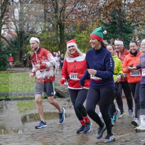 07.12.2025 - St. Pauli X-Mass-Run No. 15 Michael Burmester http://msf.ph/oto/9413920 07.12.2025 11:46:26 Laufen 3974, 39, 2009, 140 meine-sportfotos.de