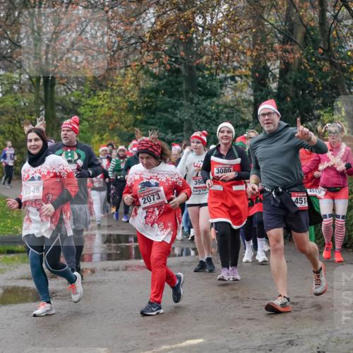 07.12.2025 - St. Pauli X-Mass-Run No. 15 Michael Burmester http://msf.ph/oto/9413921 07.12.2025 10:04:14 Laufen 1545, 2073, 398, 3080, 451, 45150 meine-sportfotos.de