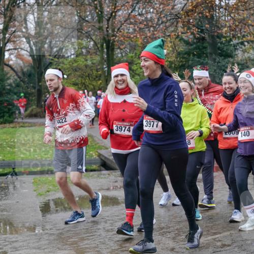 07.12.2025 - St. Pauli X-Mass-Run No. 15 Michael Burmester http://msf.ph/oto/9413923 07.12.2025 11:46:26 Laufen 4422, 3974, 3977, 2009, 140, 8 meine-sportfotos.de