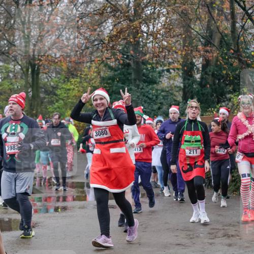 07.12.2025 - St. Pauli X-Mass-Run No. 15 Michael Burmester http://msf.ph/oto/9413933 07.12.2025 10:04:15 Laufen 3982, 4538, 3080, 413, 211, 9412, 50 meine-sportfotos.de