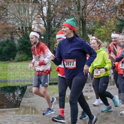 07.12.2025 - St. Pauli X-Mass-Run No. 15 Michael Burmester http://msf.ph/oto/9413935 07.12.2025 11:46:27 Laufen 4422, 15, 3977, 15, 20, 140, 587, 138 meine-sportfotos.de