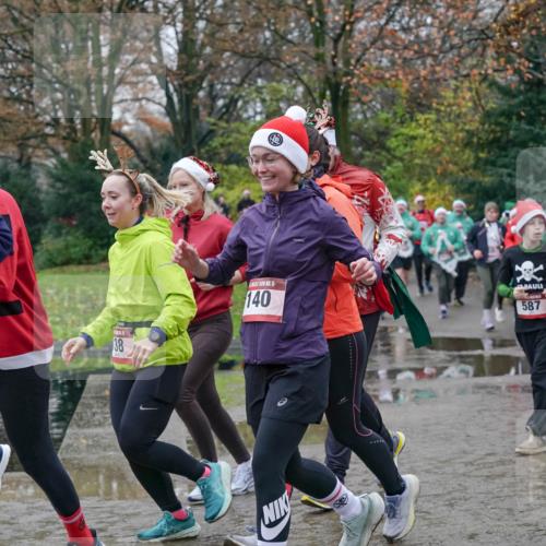 07.12.2025 - St. Pauli X-Mass-Run No. 15 Michael Burmester http://msf.ph/oto/9413941 07.12.2025 11:46:27 Laufen 77, 5, 38, 15, 140, 587, 1840 meine-sportfotos.de