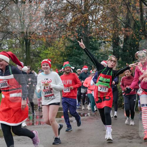 07.12.2025 - St. Pauli X-Mass-Run No. 15 Michael Burmester http://msf.ph/oto/9413945 07.12.2025 10:04:16 Laufen 3080, 3986, 3413, 211, 50 meine-sportfotos.de