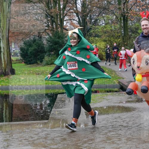 07.12.2025 - St. Pauli X-Mass-Run No. 15 Michael Burmester http://msf.ph/oto/9413981 07.12.2025 11:46:31 Laufen 3840 meine-sportfotos.de