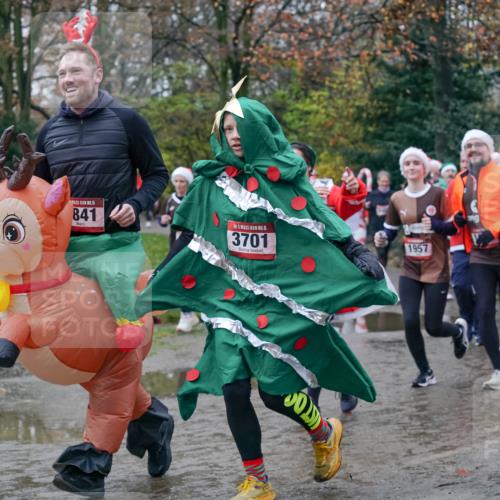 07.12.2025 - St. Pauli X-Mass-Run No. 15 Michael Burmester http://msf.ph/oto/9413987 07.12.2025 11:46:31 Laufen 15, 841, 15, 3701, 1957, 4167 meine-sportfotos.de