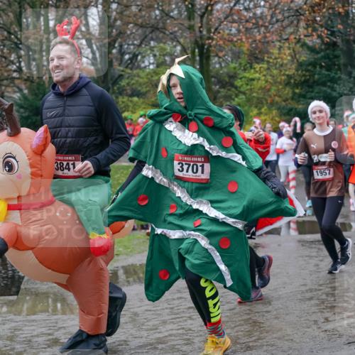 07.12.2025 - St. Pauli X-Mass-Run No. 15 Michael Burmester http://msf.ph/oto/9413990 07.12.2025 11:46:31 Laufen 15, 3841, 15, 3701, 1957, 1959, 416 meine-sportfotos.de