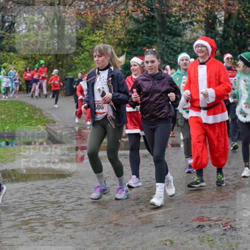 07.12.2025 - St. Pauli X-Mass-Run No. 15 Michael Burmester http://msf.ph/oto/9414030 07.12.2025 11:46:35 Laufen 4166, 586 meine-sportfotos.de