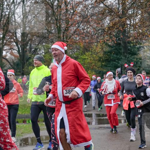 07.12.2025 - St. Pauli X-Mass-Run No. 15 Michael Burmester http://msf.ph/oto/9414062 07.12.2025 10:04:24 Laufen 44, 87, 389, 4160, 4509 meine-sportfotos.de