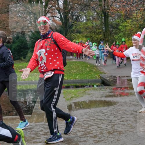 07.12.2025 - St. Pauli X-Mass-Run No. 15 Michael Burmester http://msf.ph/oto/9414090 07.12.2025 11:46:39 Laufen 460, 1269 meine-sportfotos.de