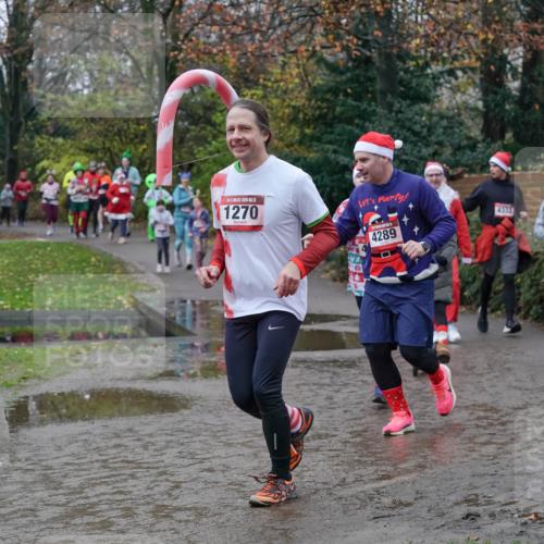 07.12.2025 - St. Pauli X-Mass-Run No. 15 Michael Burmester http://msf.ph/oto/9414109 07.12.2025 11:46:40 Laufen 5, 1270, 4289, 4332, 4288 meine-sportfotos.de