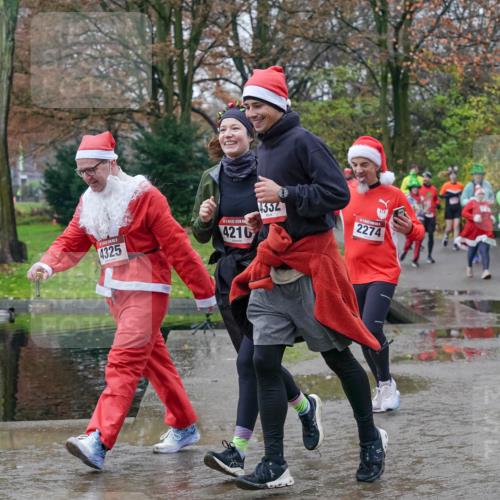 07.12.2025 - St. Pauli X-Mass-Run No. 15 Michael Burmester http://msf.ph/oto/9414178 07.12.2025 11:46:45 Laufen 4325, 4210, 4332, 2274, 42 meine-sportfotos.de