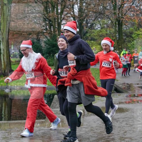 07.12.2025 - St. Pauli X-Mass-Run No. 15 Michael Burmester http://msf.ph/oto/9414181 07.12.2025 11:46:46 Laufen 4325, 4210, 4332, 2274 meine-sportfotos.de