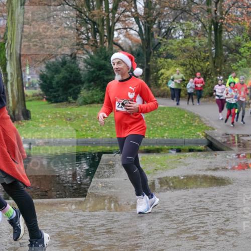 07.12.2025 - St. Pauli X-Mass-Run No. 15 Michael Burmester http://msf.ph/oto/9414184 07.12.2025 11:46:46 Laufen 22, 210 meine-sportfotos.de