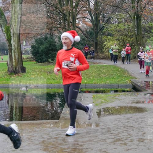 07.12.2025 - St. Pauli X-Mass-Run No. 15 Michael Burmester http://msf.ph/oto/9414187 07.12.2025 11:46:46 Laufen 222 meine-sportfotos.de