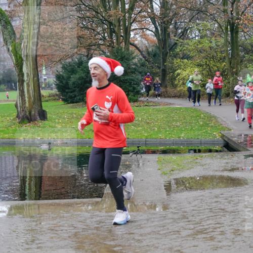 07.12.2025 - St. Pauli X-Mass-Run No. 15 Michael Burmester http://msf.ph/oto/9414190 07.12.2025 11:46:46 Laufen 223 meine-sportfotos.de