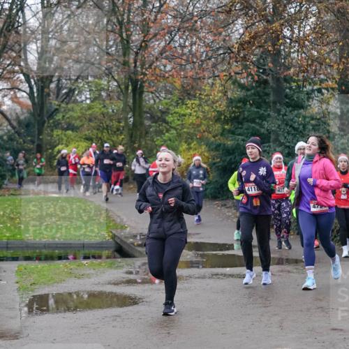 07.12.2025 - St. Pauli X-Mass-Run No. 15 Michael Burmester http://msf.ph/oto/9414195 07.12.2025 10:04:36 Laufen 4118, 420 meine-sportfotos.de