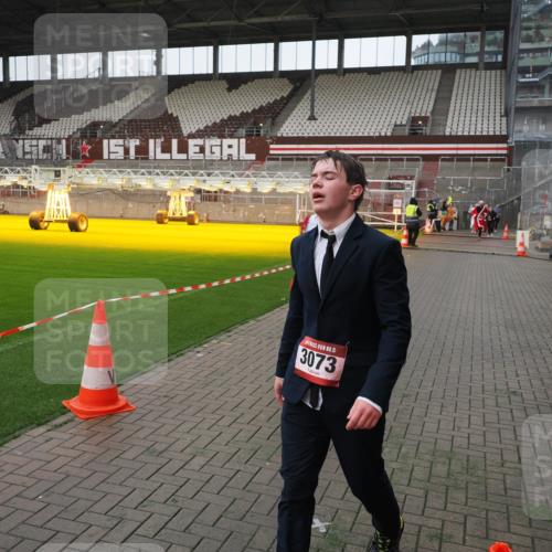 07.12.2025 - St. Pauli X-Mass-Run No. 15 Fabian Wolf http://msf.ph/oto/9414200 07.12.2025 11:21:46 Ziel 1549, 1902, 1939, 2033, 2197 meine-sportfotos.de