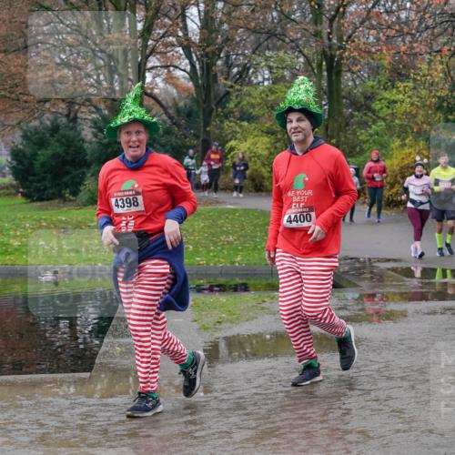 07.12.2025 - St. Pauli X-Mass-Run No. 15 Michael Burmester http://msf.ph/oto/9414209 07.12.2025 11:46:50 Laufen 110, 5, 4398, 1033, 4400, 279, 278, 22, 42 meine-sportfotos.de