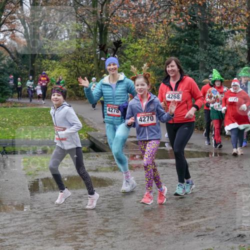 07.12.2025 - St. Pauli X-Mass-Run No. 15 Michael Burmester http://msf.ph/oto/9414224 07.12.2025 11:46:51 Laufen 4278, 4270, 4268, 2273 meine-sportfotos.de