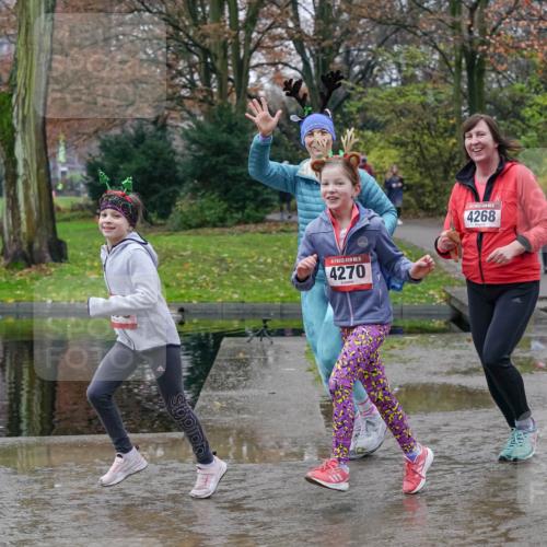 07.12.2025 - St. Pauli X-Mass-Run No. 15 Michael Burmester http://msf.ph/oto/9414245 07.12.2025 11:46:52 Laufen 15, 4270, 4268 meine-sportfotos.de