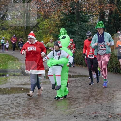 07.12.2025 - St. Pauli X-Mass-Run No. 15 Michael Burmester http://msf.ph/oto/9414266 07.12.2025 11:46:54 Laufen 22, 2275, 4406, 4402, 1037 meine-sportfotos.de