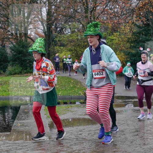 07.12.2025 - St. Pauli X-Mass-Run No. 15 Michael Burmester http://msf.ph/oto/9414286 07.12.2025 11:46:56 Laufen 5, 4402, 103, 1033 meine-sportfotos.de