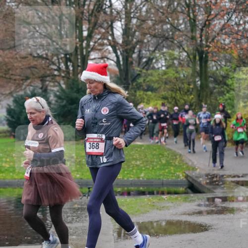 07.12.2025 - St. Pauli X-Mass-Run No. 15 Michael Burmester http://msf.ph/oto/9414291 07.12.2025 10:04:45 Laufen 368, 368, 16 meine-sportfotos.de