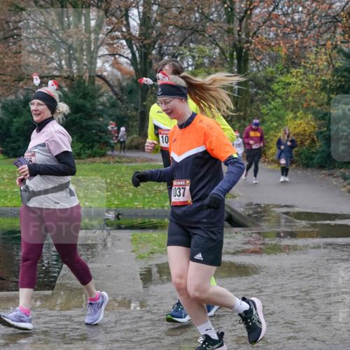 07.12.2025 - St. Pauli X-Mass-Run No. 15 Michael Burmester http://msf.ph/oto/9414316 07.12.2025 11:46:58 Laufen 36, 10, 100, 1037, 4713, 463 meine-sportfotos.de