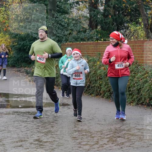 07.12.2025 - St. Pauli X-Mass-Run No. 15 Michael Burmester http://msf.ph/oto/9414319 07.12.2025 11:47:00 Laufen 5488, 463, 466, 455 meine-sportfotos.de