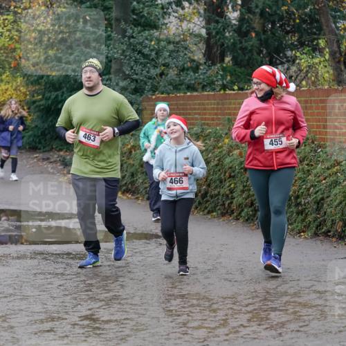 07.12.2025 - St. Pauli X-Mass-Run No. 15 Michael Burmester http://msf.ph/oto/9414322 07.12.2025 11:47:00 Laufen 1488, 463, 466, 455 meine-sportfotos.de