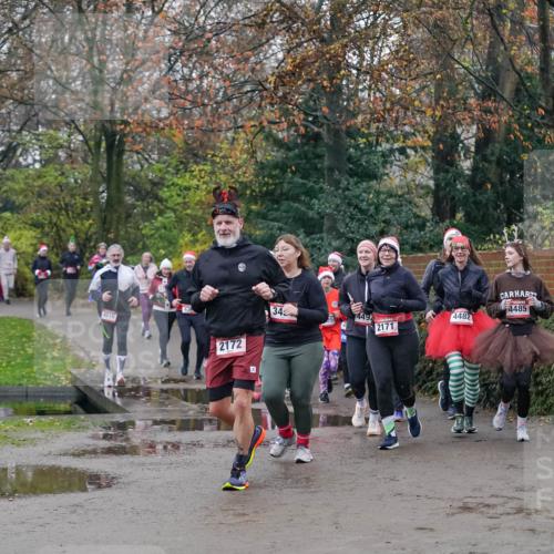 07.12.2025 - St. Pauli X-Mass-Run No. 15 Michael Burmester http://msf.ph/oto/9414417 07.12.2025 10:04:57 Laufen 4515, 2172, 34, 449, 4482, 2171, 4485 meine-sportfotos.de
