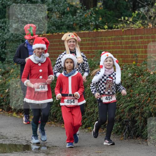 07.12.2025 - St. Pauli X-Mass-Run No. 15 Michael Burmester http://msf.ph/oto/9414451 07.12.2025 11:47:21 Laufen 2602, 5, 44, 454, 451 meine-sportfotos.de