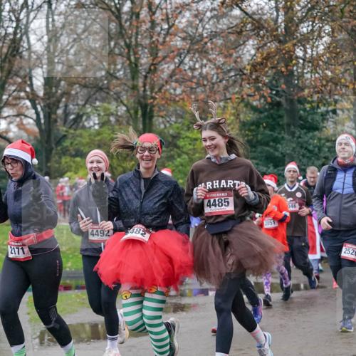 07.12.2025 - St. Pauli X-Mass-Run No. 15 Michael Burmester http://msf.ph/oto/9414456 07.12.2025 10:05:00 Laufen 2171, 4492, 482, 1, 15, 4485, 2051, 046, 2526 meine-sportfotos.de